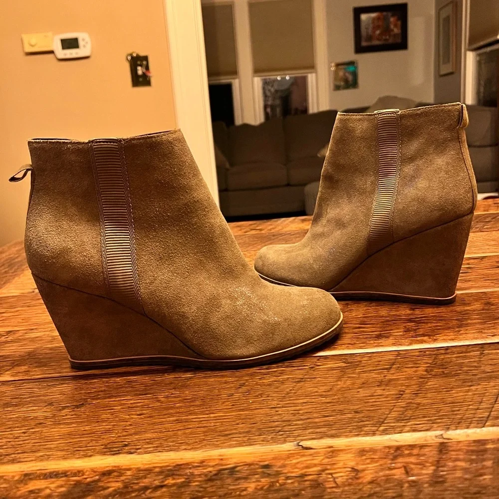 Beautiful wedge booties by Linea Paolo
